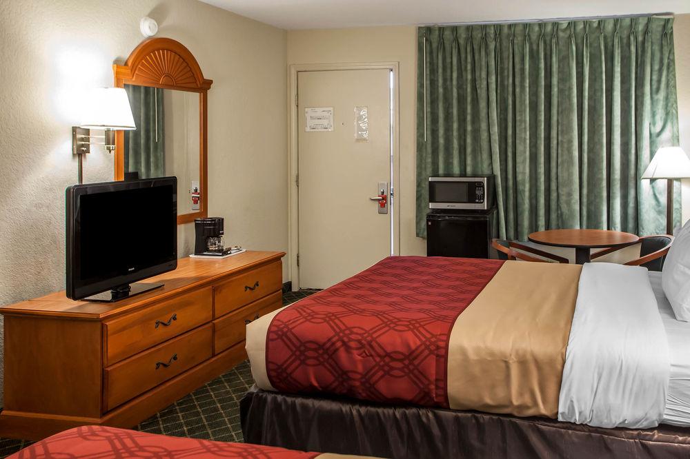 Economy Inn&Suites Hannibal Eksteriør bilde