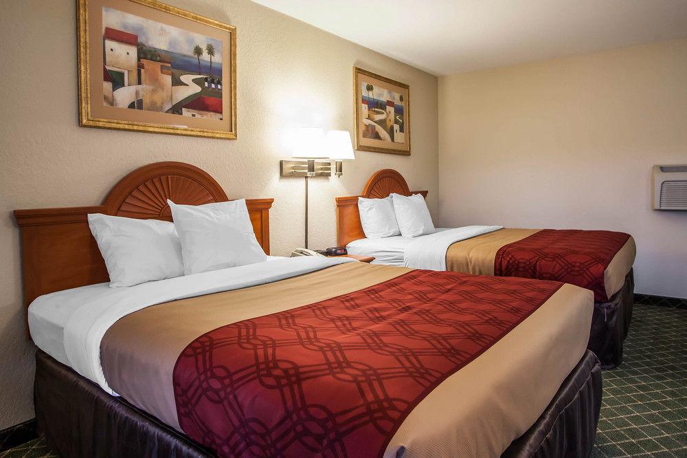Economy Inn&Suites Hannibal Eksteriør bilde