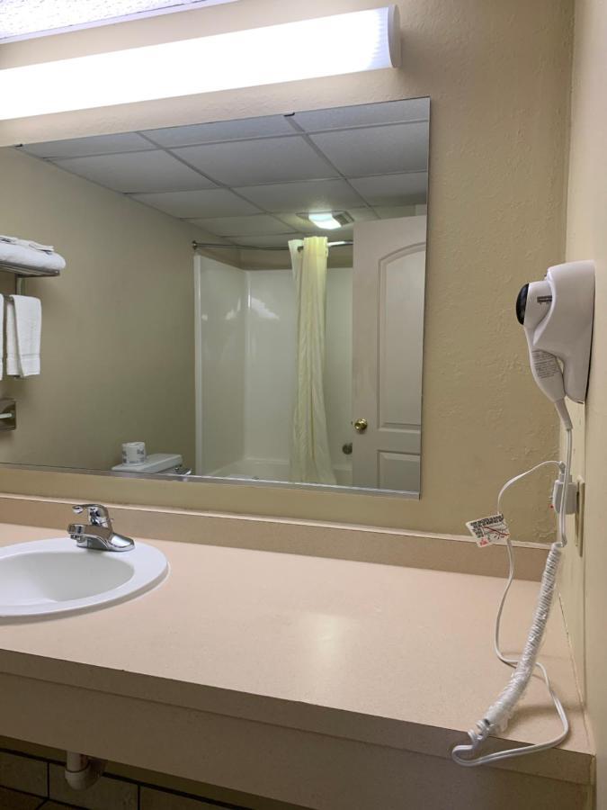 Economy Inn&Suites Hannibal Eksteriør bilde