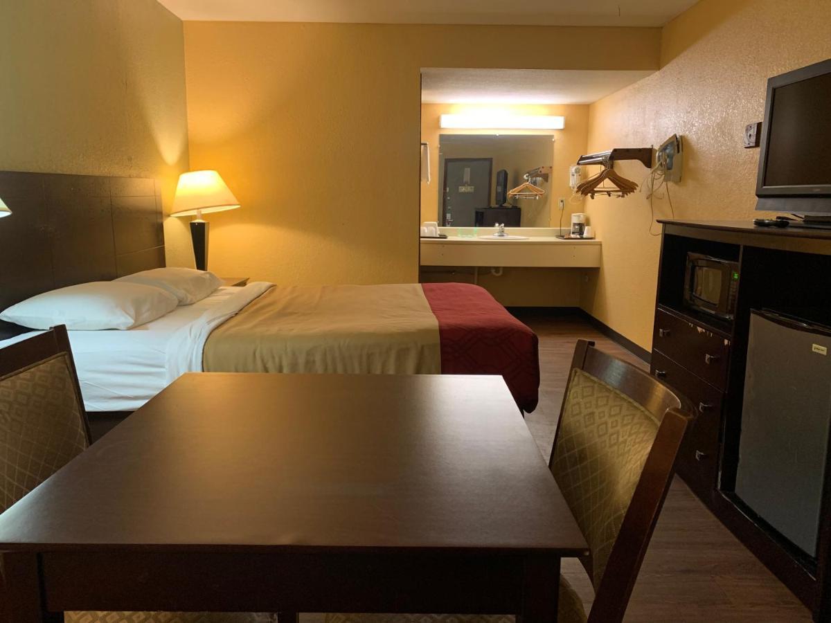 Economy Inn&Suites Hannibal Eksteriør bilde