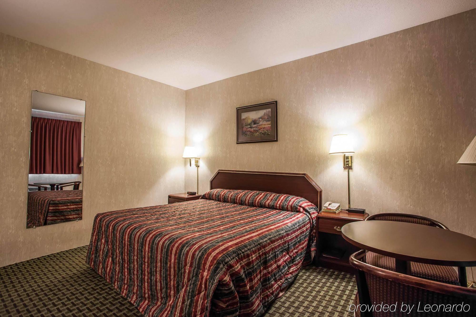 Economy Inn&Suites Hannibal Eksteriør bilde